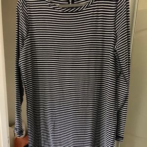 Vineyard vines long sleeve dress